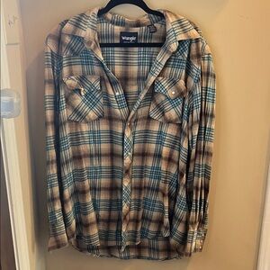 Wrangler Men's Casual Plaid Shirt in Brown and Blue